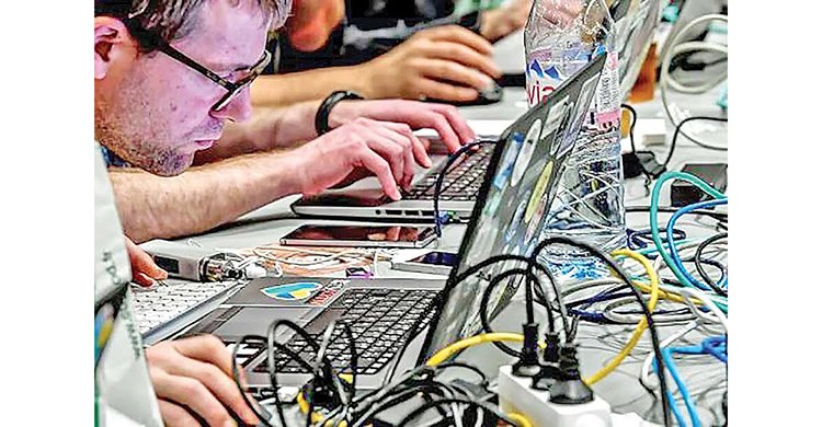 তথ্যের সুরক্ষা ছাড়া টেকসই গণতন্ত্র কতটা সম্ভব?