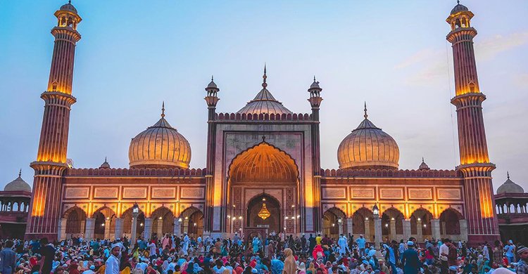 দিল্লির জামে মসজিদে নারীর প্রবেশ নিষেধ?