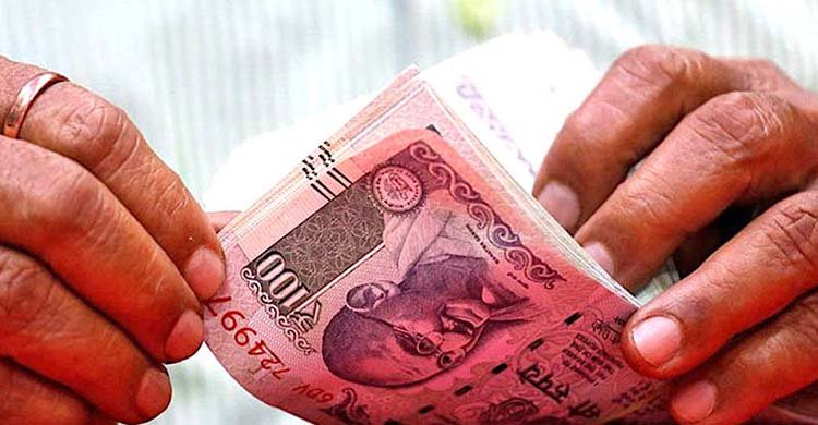 রেকর্ড ১০০ বিলিয়ন ডলার রেমিট্যান্সের পথে ভারত